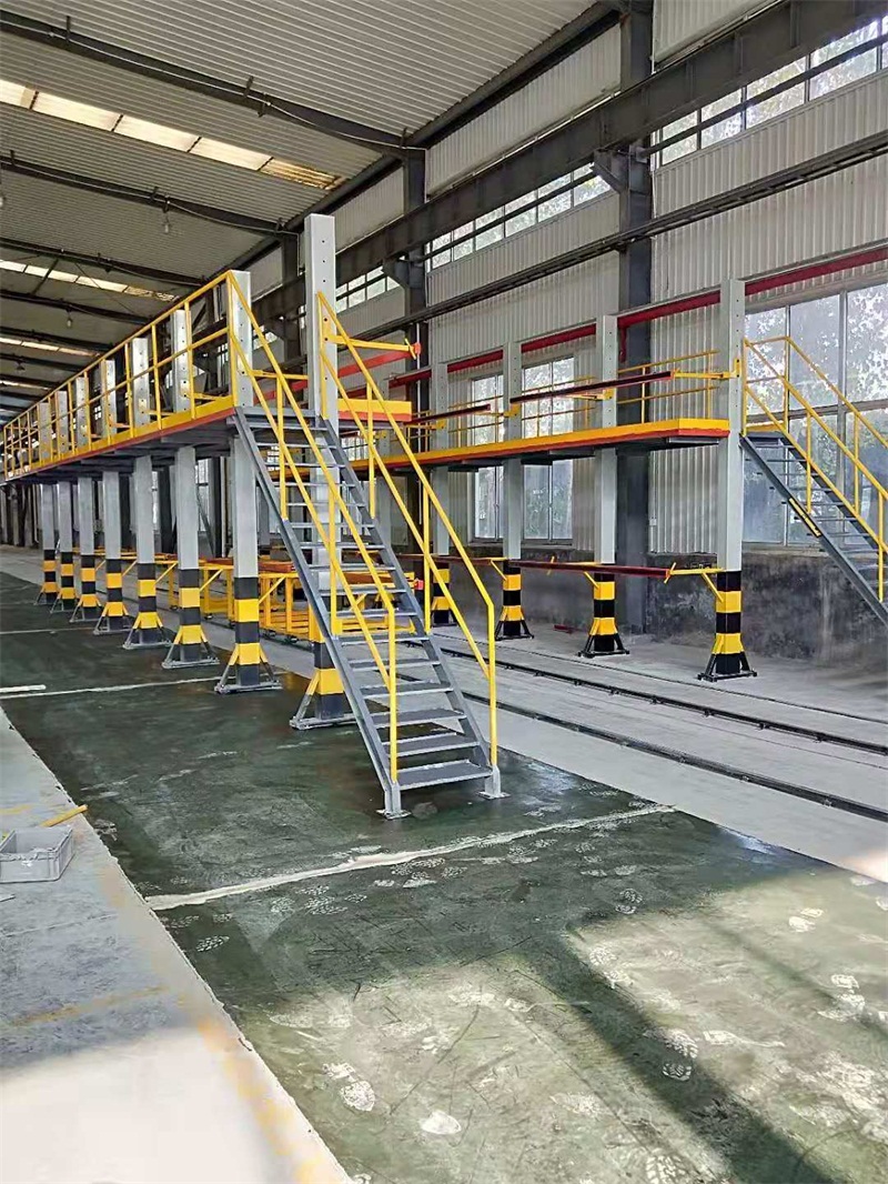 冷藏車(chē)廂板熱壓機(jī)